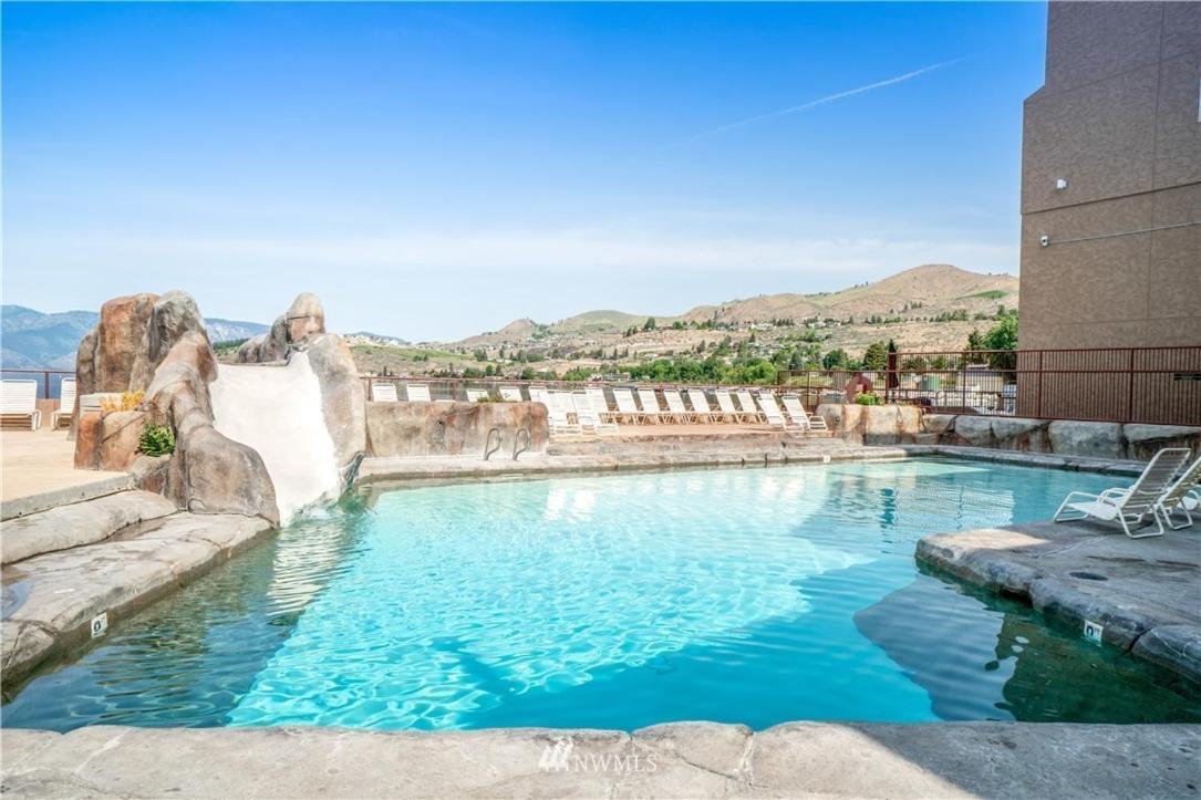 Grandview Lake Chelan- Waterfront View, Pool, Hot Tub, Golf, 1 Min To Downtown מראה חיצוני תמונה